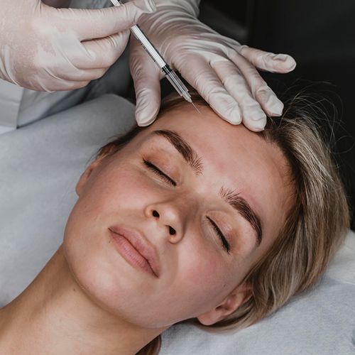 Инъекция коллагена